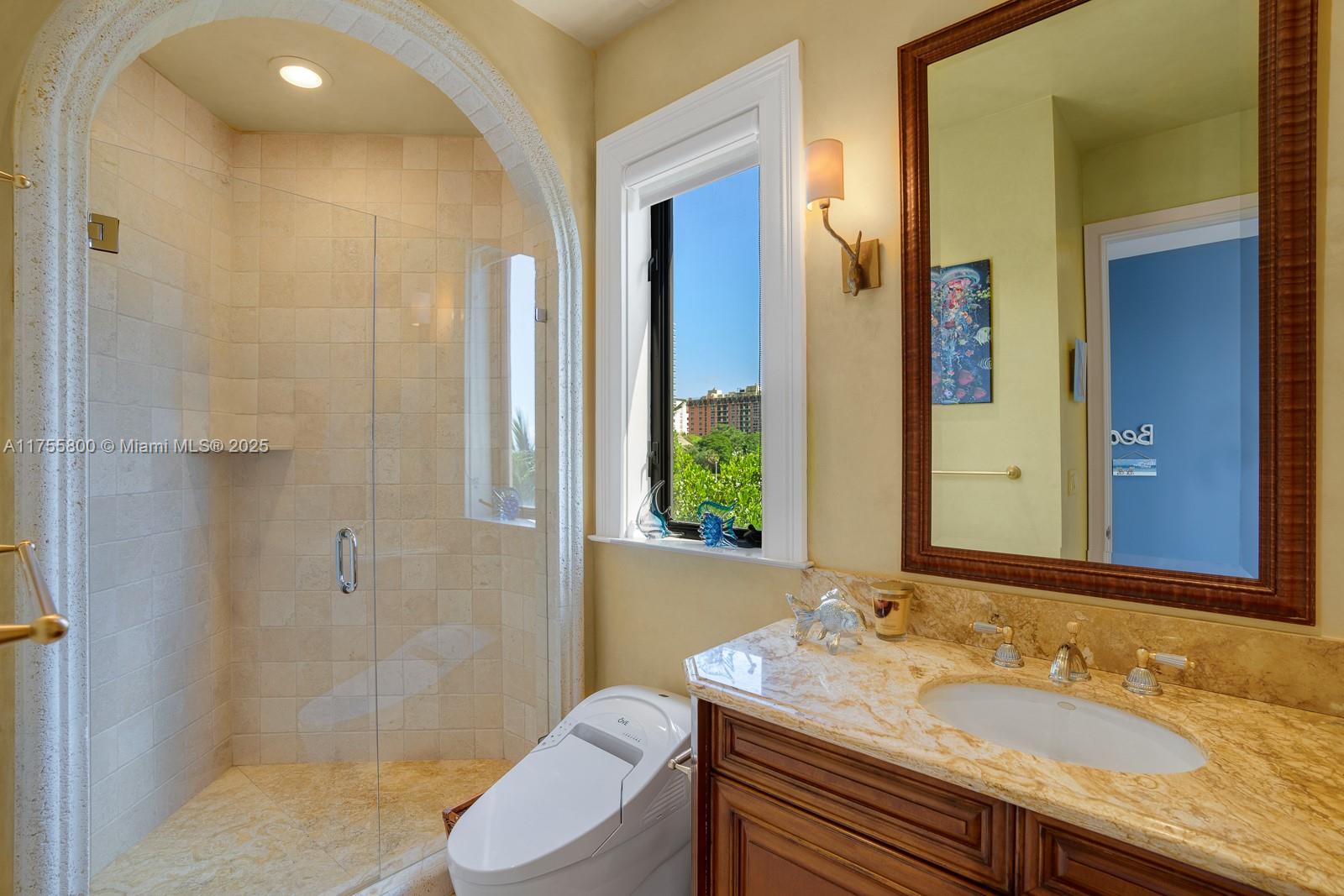 CLOISTERS ON THE BAY COND - Residential
