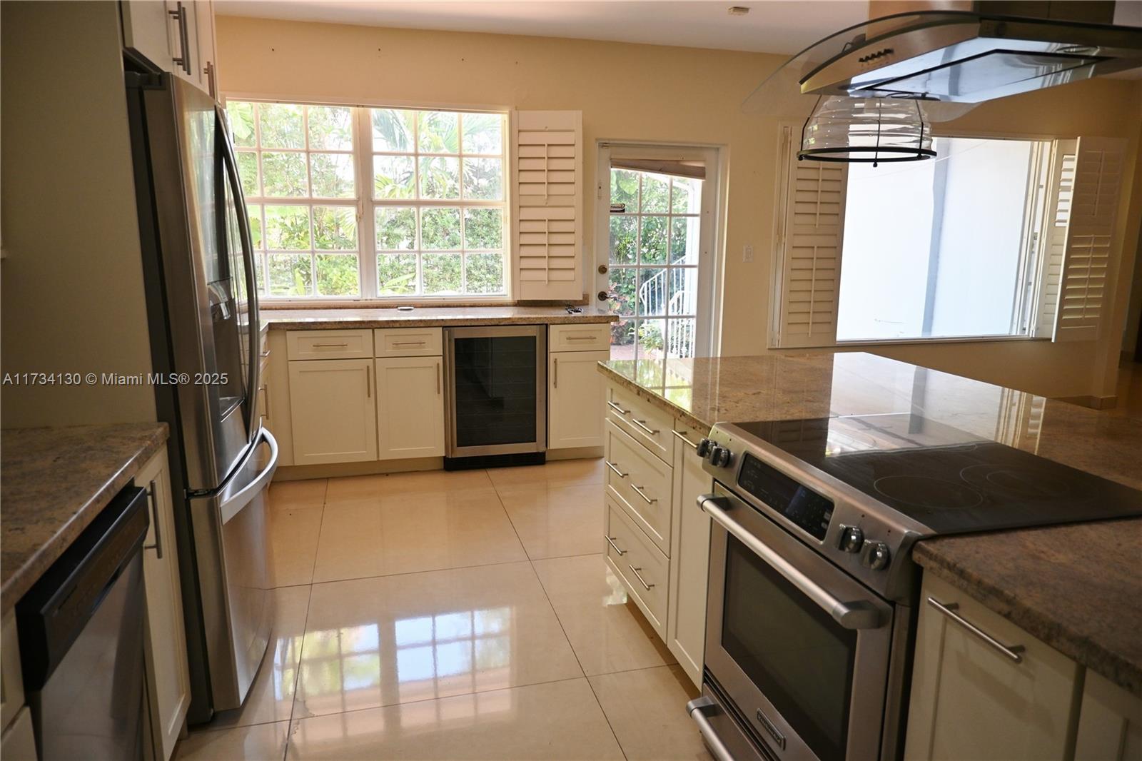 CORAL GABLES GRANADA SEC - Residential