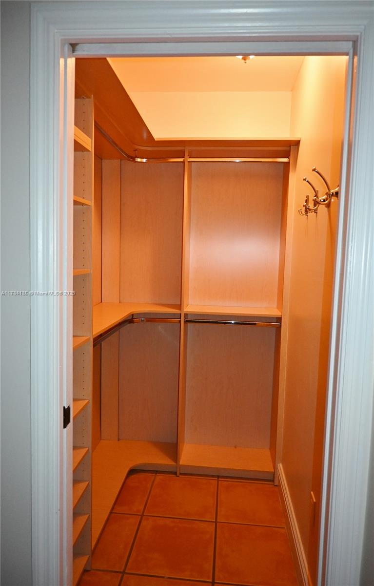 CORAL GABLES GRANADA SEC - Residential