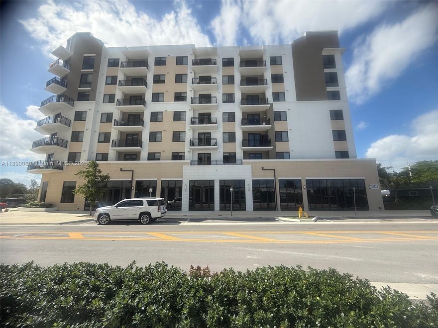 PRIME COMMERCIAL SPACE
Exceptional Location
This commercial space is located in a highly desirable area, situated on the ground floor of a newly constructed and luxurious apartment building. Its position offers maximum visibility and accessibility, making it an ideal spot for a business looking to attract customers.
Customizable Interior
The space provides a blank canvas, allowing you to design and build it to your exact specifications and satisfaction. With very high ceilings and a spacious layout, you have the flexibility to create a unique environment tailored to your business needs.
Outstanding Features
• Huge glass frontage facing east, ensuring excellent natural light and great exposure.
• Located just one block away from the 184th Street and US1 Miami-Dade Transit stop.