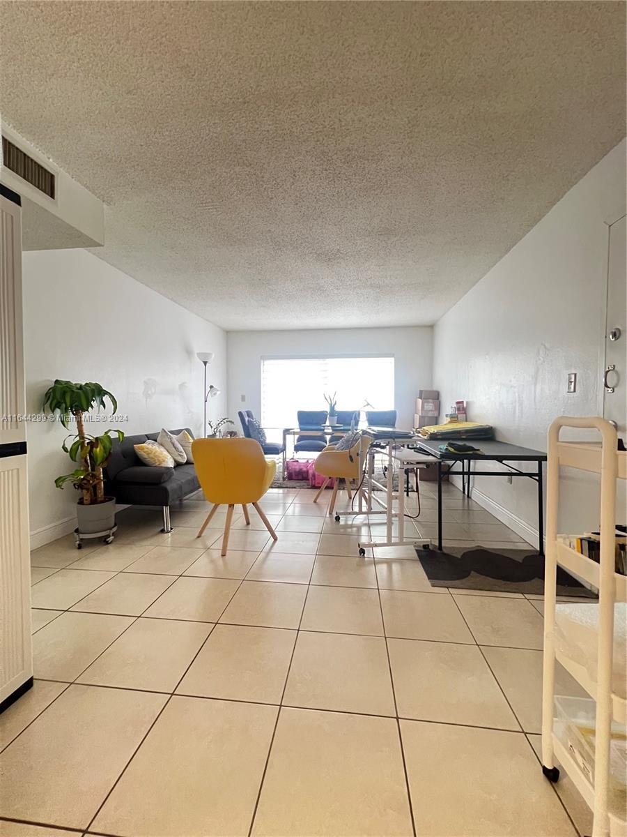 DORAL GARDENS II CONDO - Residential