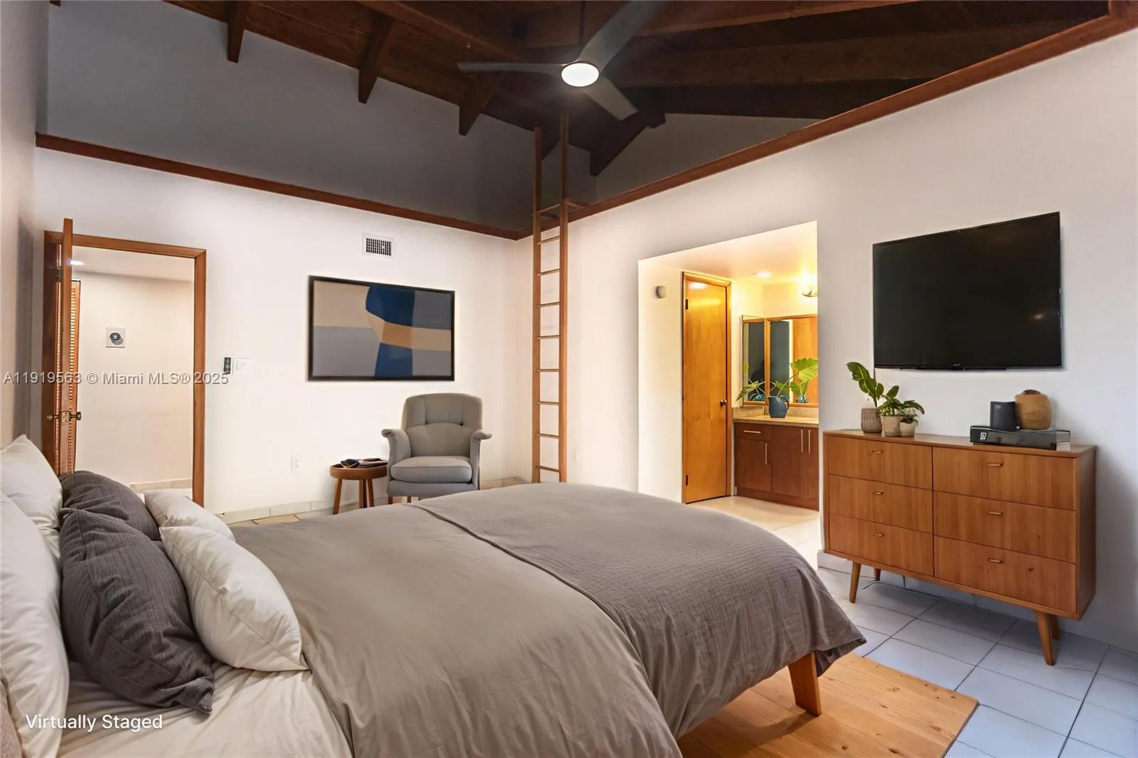 Miami, Florida 33133, United States, 2 Bedrooms Bedrooms, ,2 BathroomsBathrooms,Residential,Active,248972