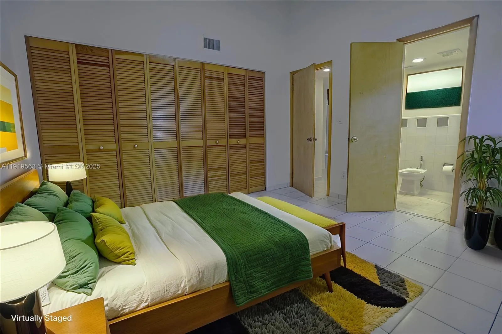 Miami, Florida 33133, United States, 2 Bedrooms Bedrooms, ,2 BathroomsBathrooms,Residential,Active,248972