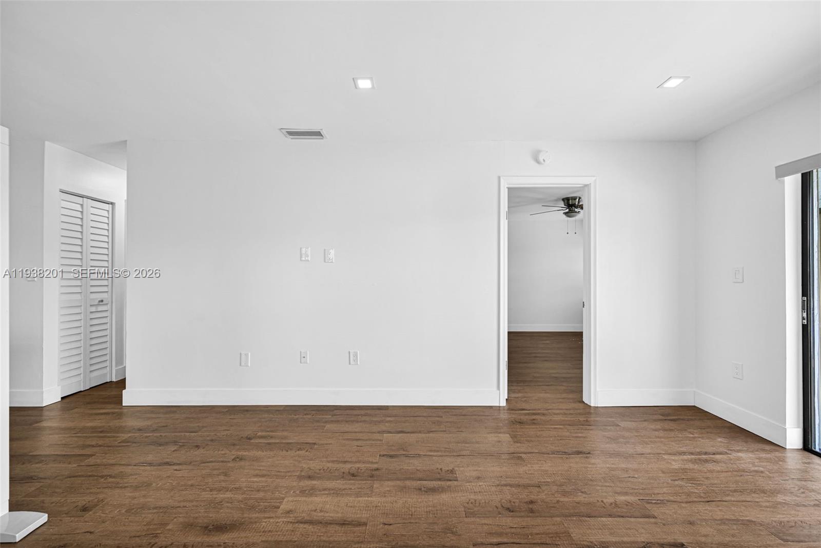 FLAMINGO CONDO - Residential