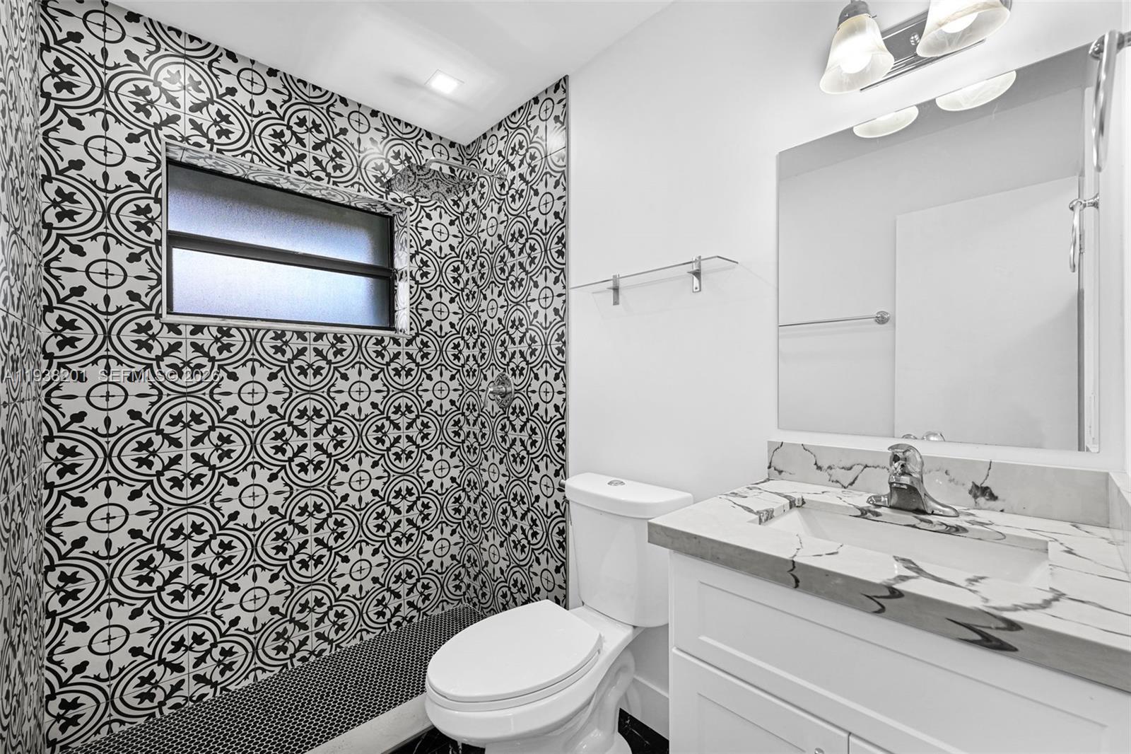 FLAMINGO CONDO - Residential