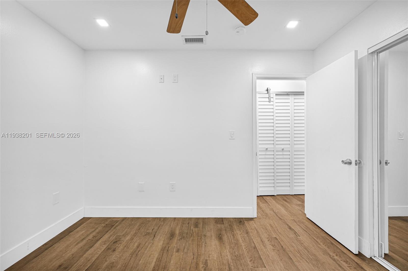 FLAMINGO CONDO - Residential