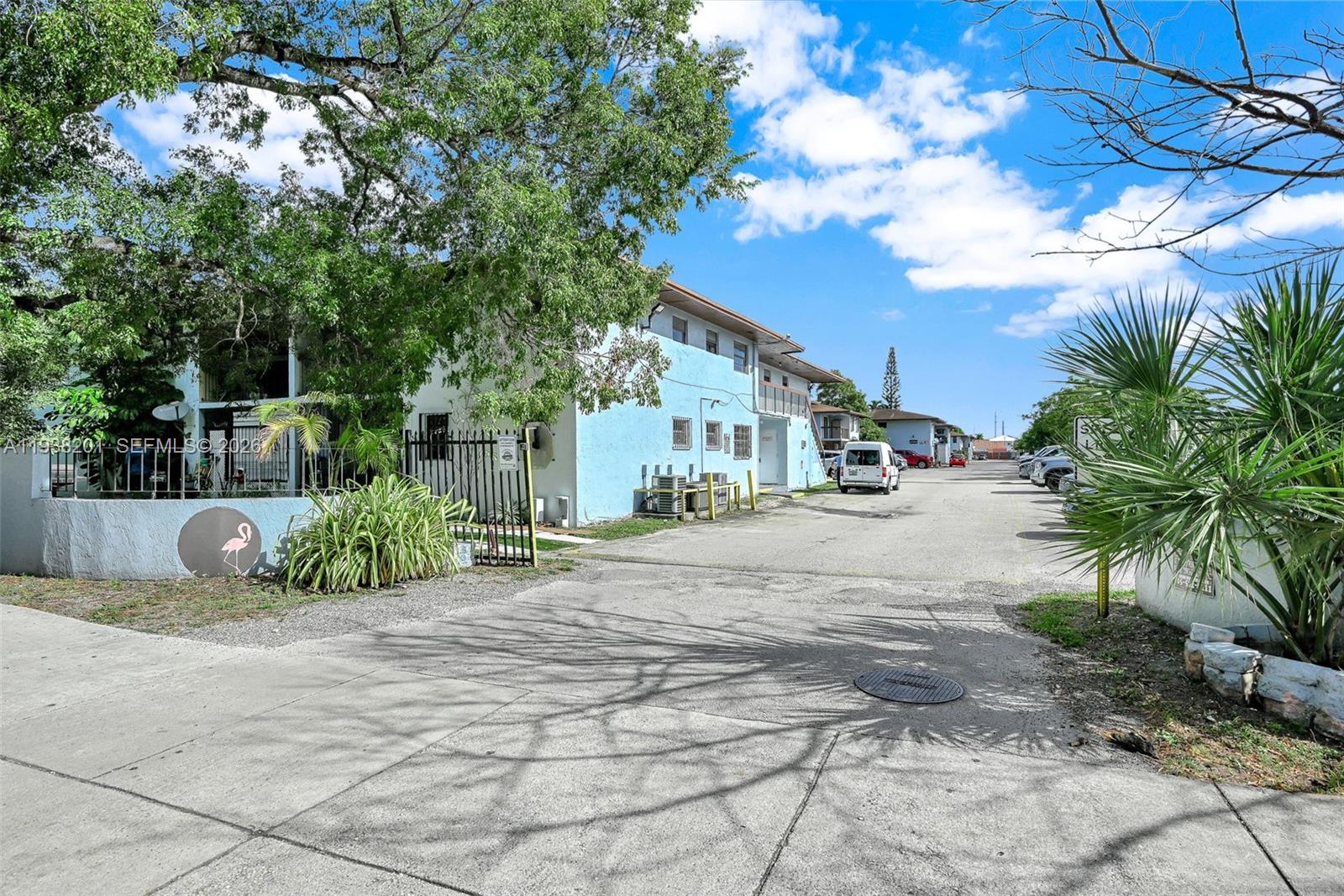 FLAMINGO CONDO - Residential