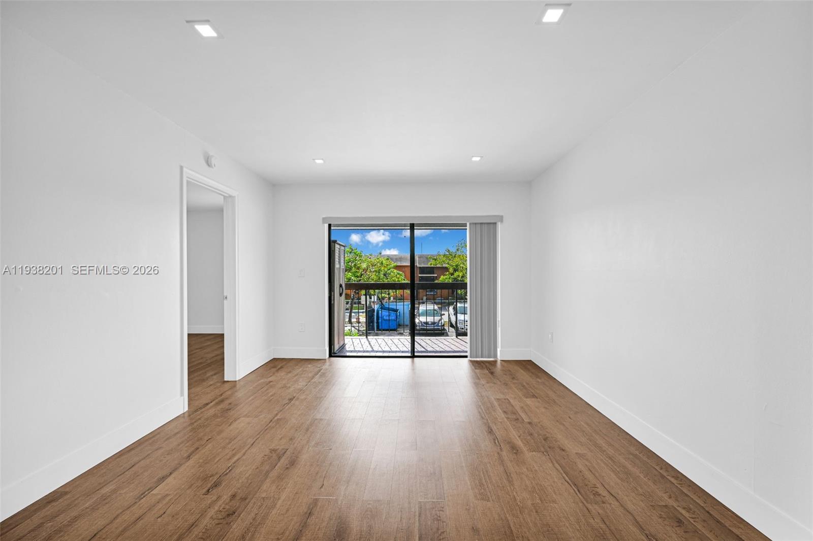 FLAMINGO CONDO - Residential