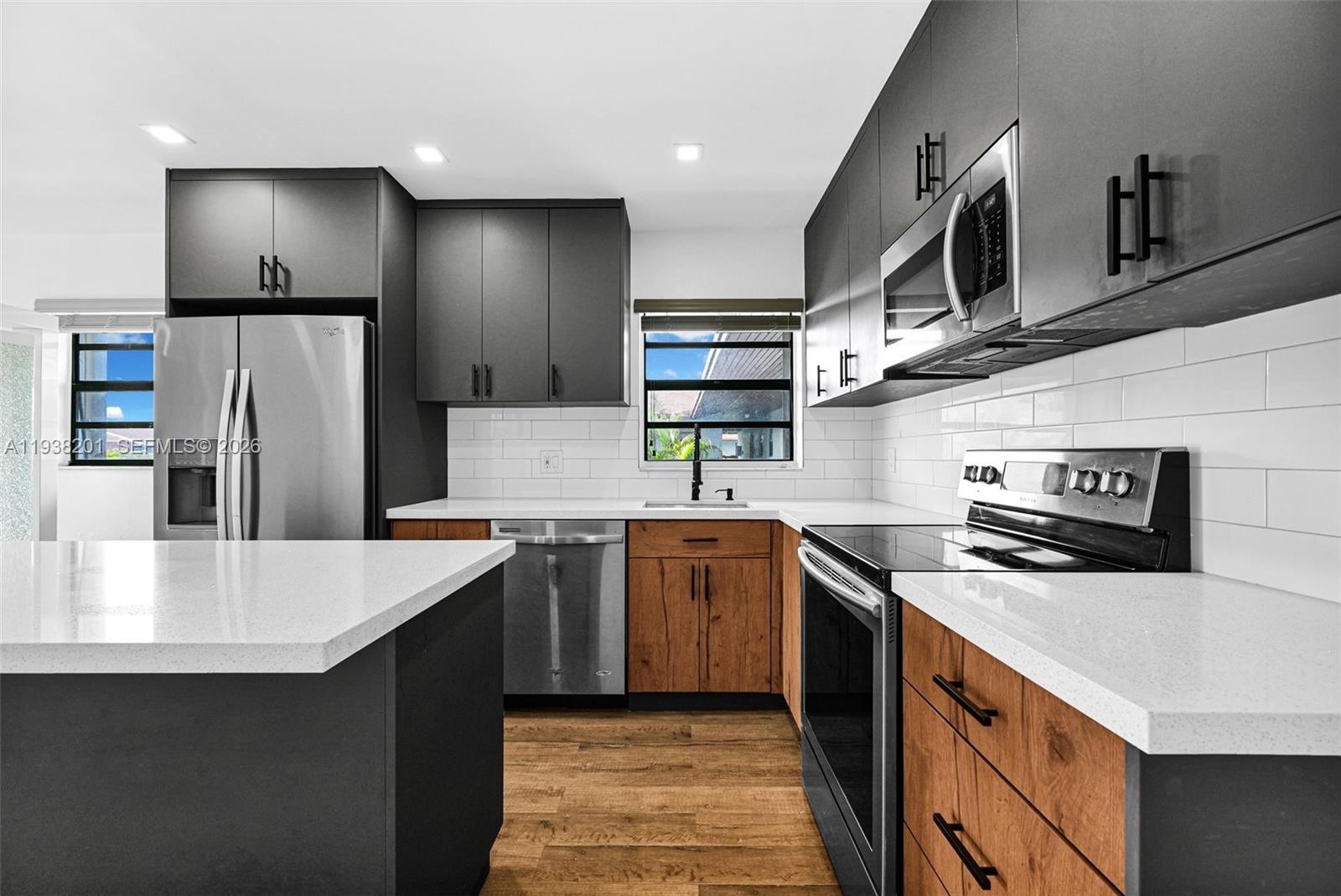 FLAMINGO CONDO - Residential