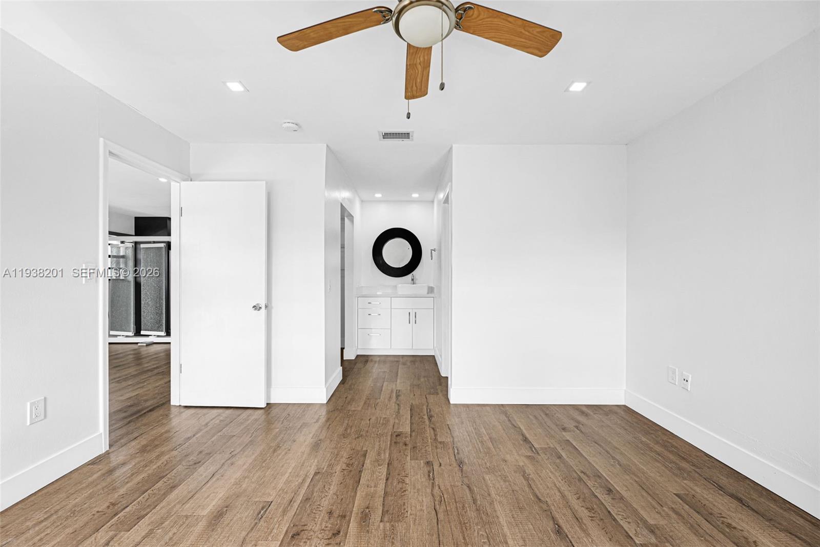 FLAMINGO CONDO - Residential