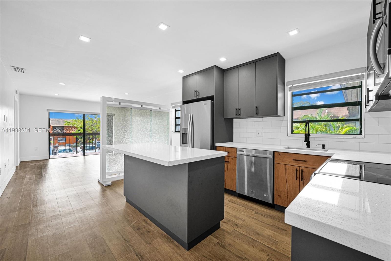 FLAMINGO CONDO - Residential