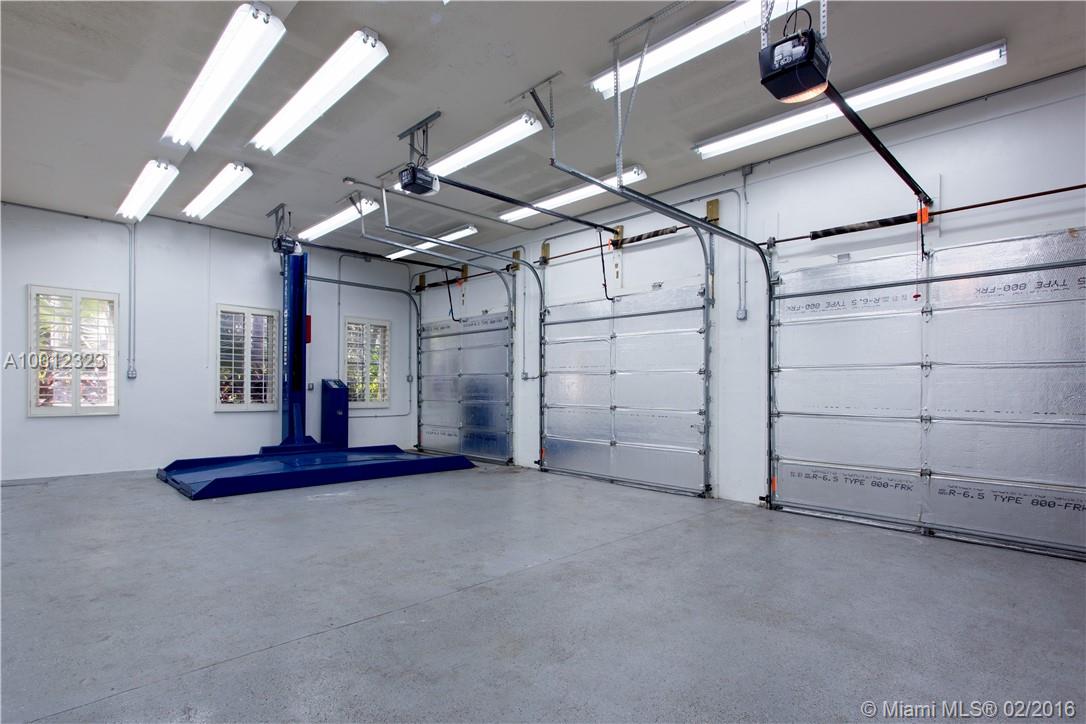 Snapper Creek Lakes Sub - Residential