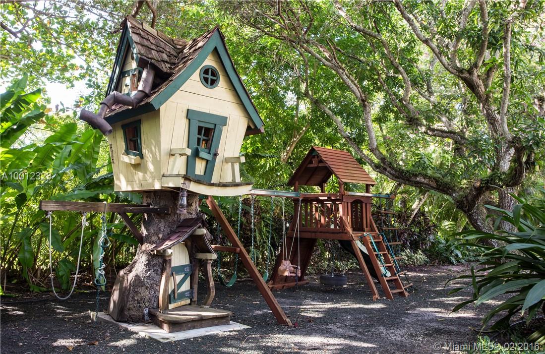 Snapper Creek Lakes Sub - Residential