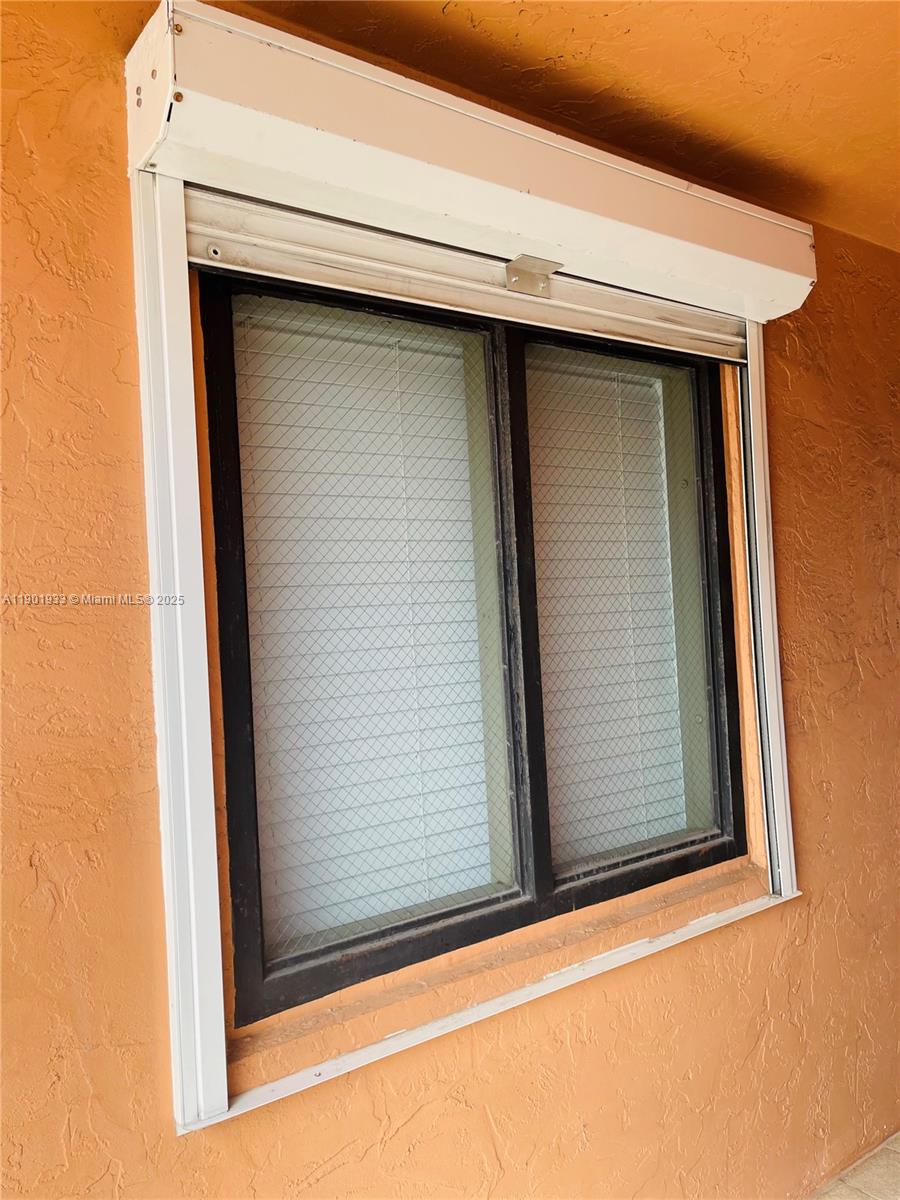 HIALEAH 10TH ADDN - Residential Lease