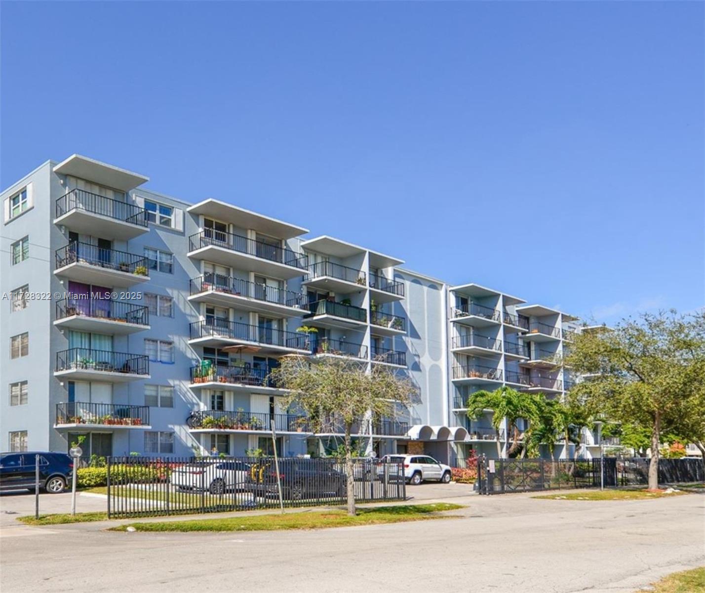 Property for Sale at 12500 Ne 15th Ave 304, North Miami, Miami-Dade County, Florida - Bedrooms: 2 
Bathrooms: 2  - $218,000