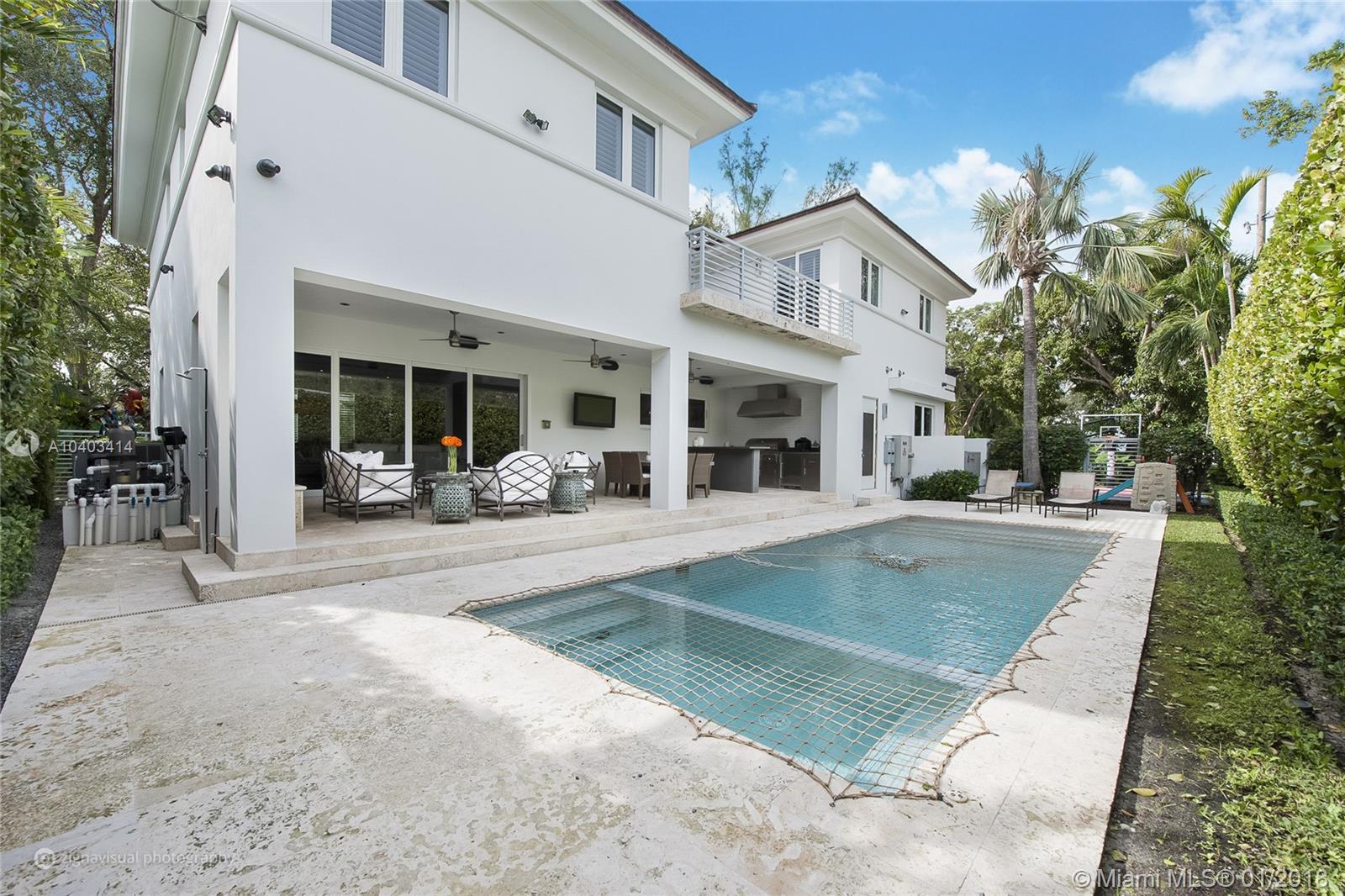 COLLEGE GROVES - Residential