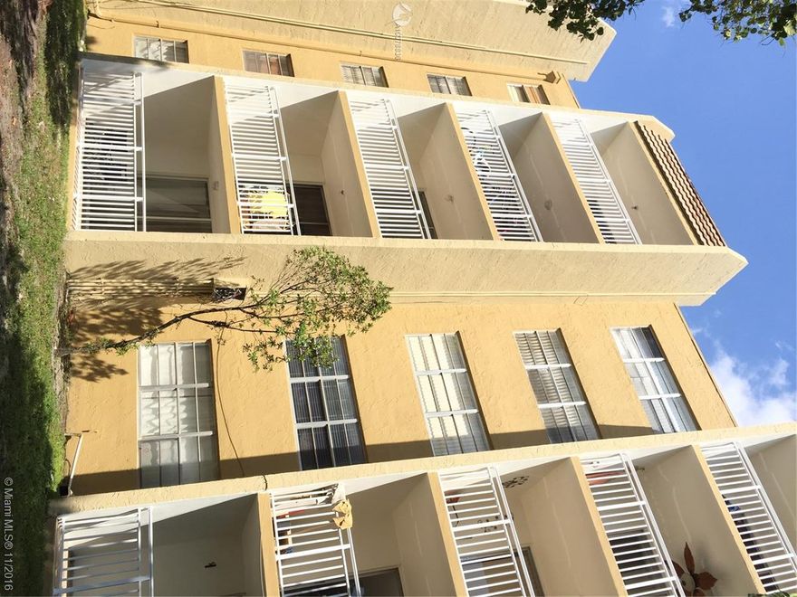 Great investment 1/1 property in coral gate. Unit is in mint condition.  All tiles throughout, freshly painted,   Updated balcony Facing south with tennis court views. Very central Miami Lakes area. Could be rented for $1200 per month. Community offers clubhouse and Pool. Close to schools ,restaurants and major highways. low maintenance.