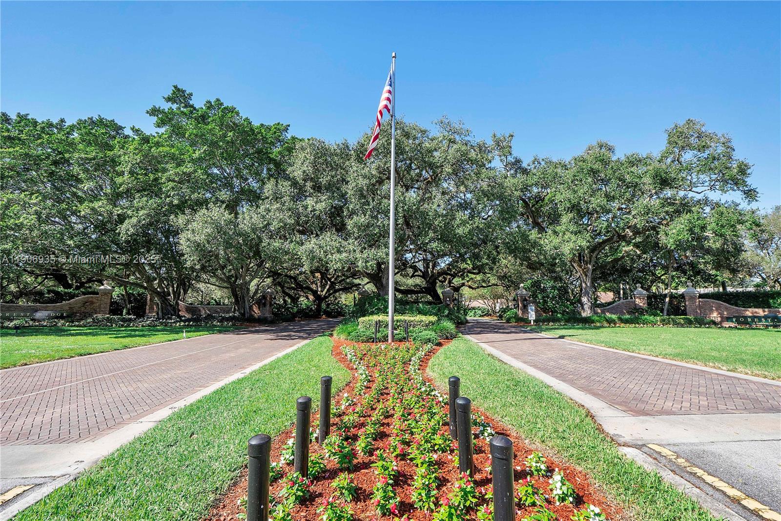 FOREST RIDGE PATIO HOMES - Residential