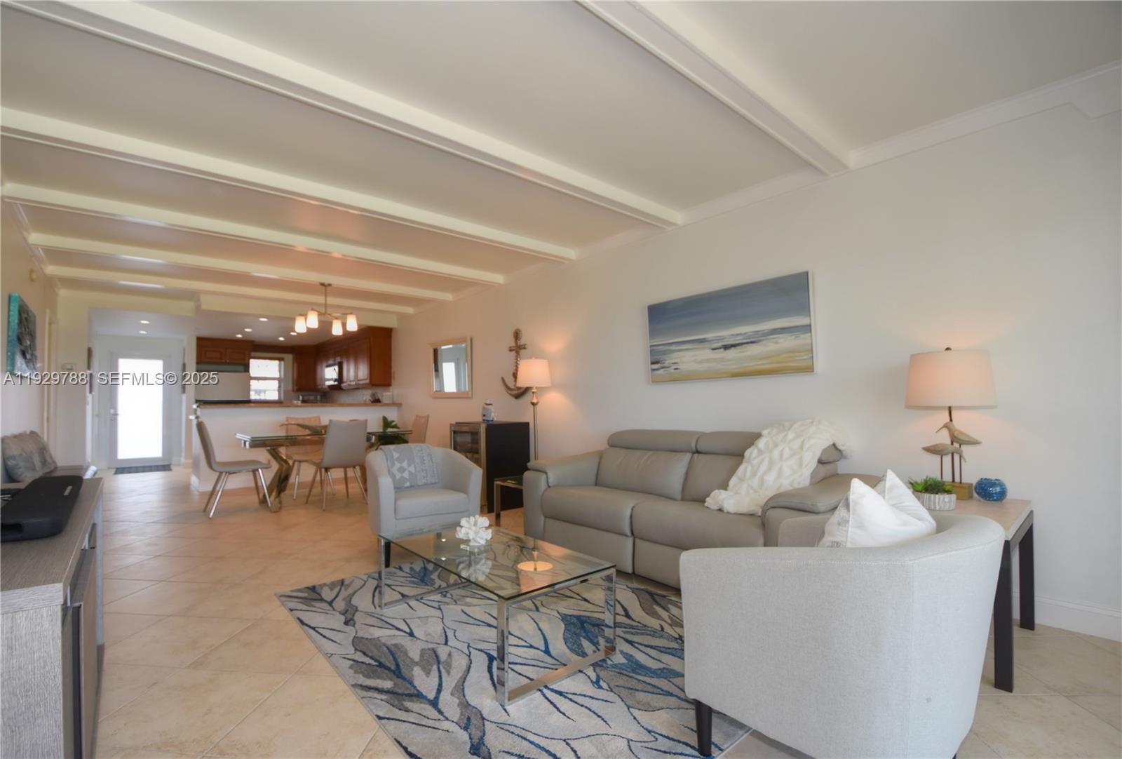 PENTHOUSE TOWERS CONDO - Residential