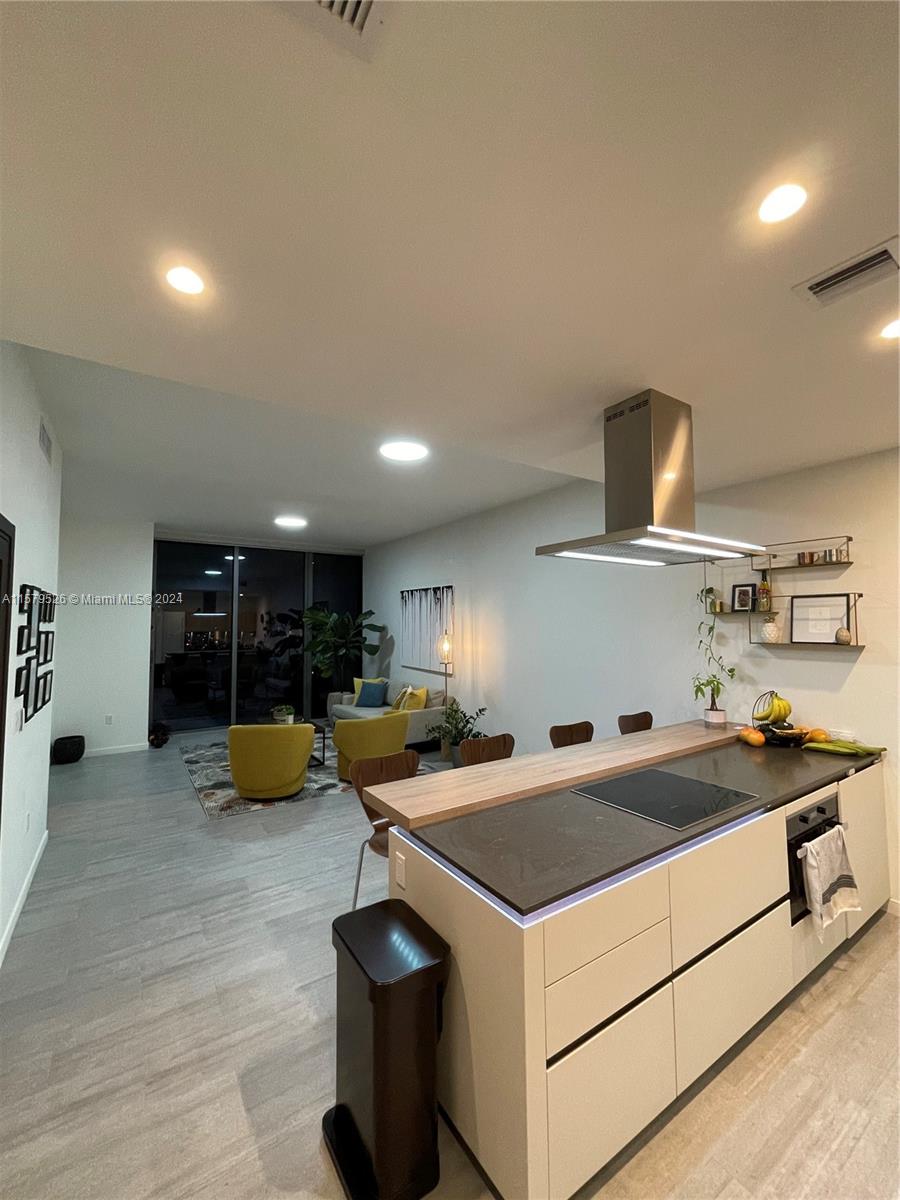 BRICKELL FLATIRON CONDO - Residential