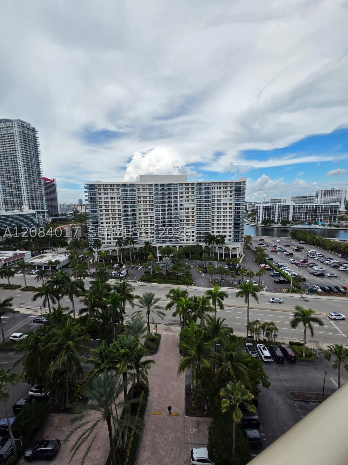 3801 S Ocean Dr 14U