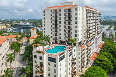 Condominium in Coral Gables FL 888 Douglas Rd.jpg