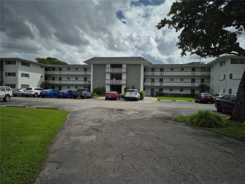1201 Hillcrest Ct 302 Hollywood FL 33021