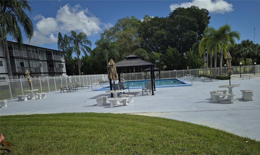 Special Community, very quiet and neat. The condo can be made into a very desireble unit. This  is a spacious and  a remarkable corner unit. It has a nice garden view and it is very well kept. The pool area  is spacious and gorgeous with a clubhouse. Big balcony and with huracain shutters. This unit is close to restaurants, entertaiment and shops. The beach is minutes away. A must see.