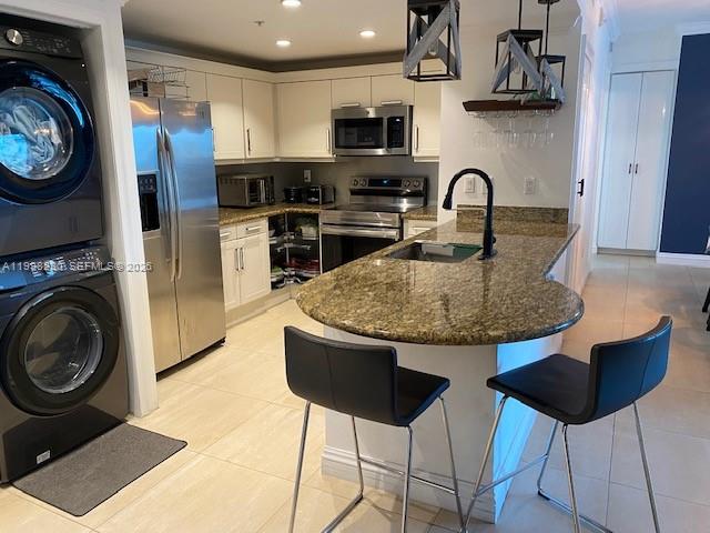 DOWNTOWN DADELAND CONDO N - Residential Lease