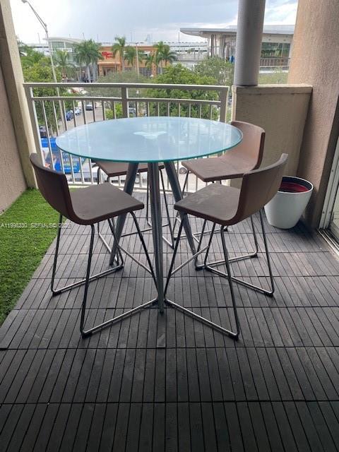 DOWNTOWN DADELAND CONDO N - Residential Lease