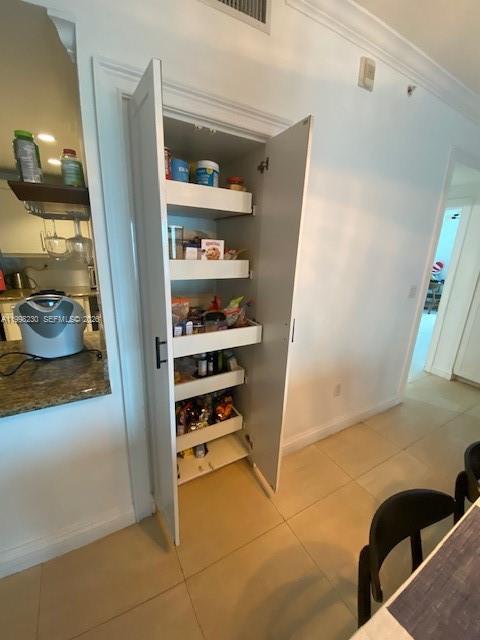 DOWNTOWN DADELAND CONDO N - Residential Lease