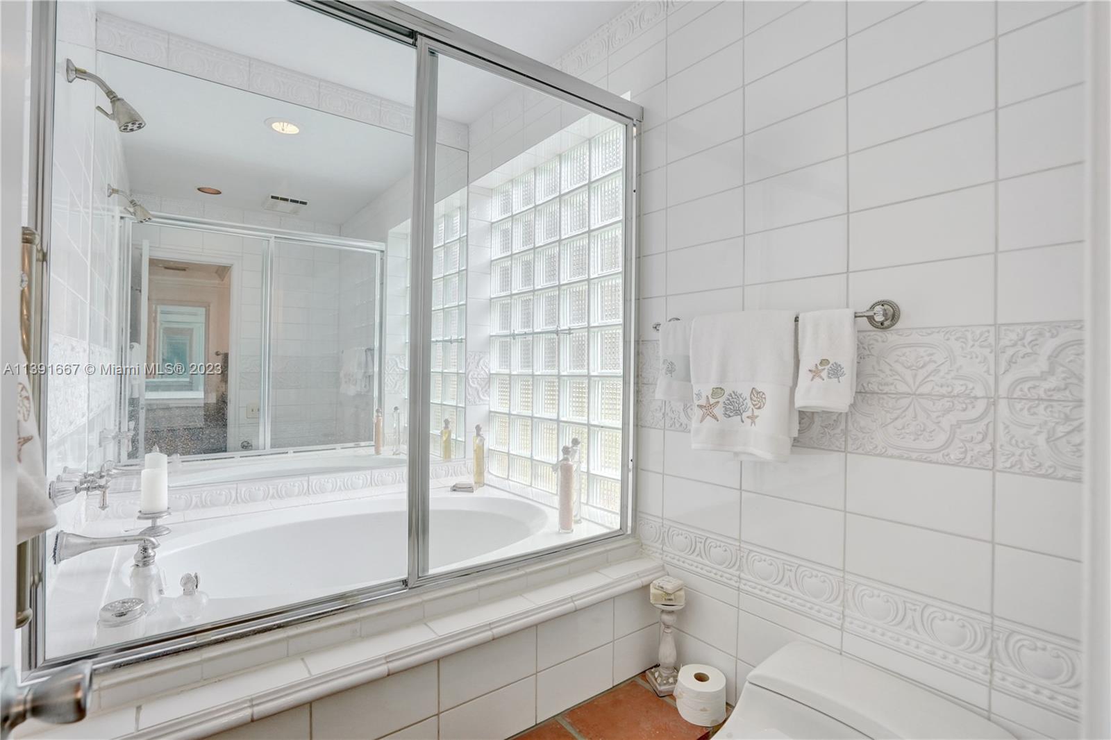 C GABLES RIVIERA SEC 12 - Residential