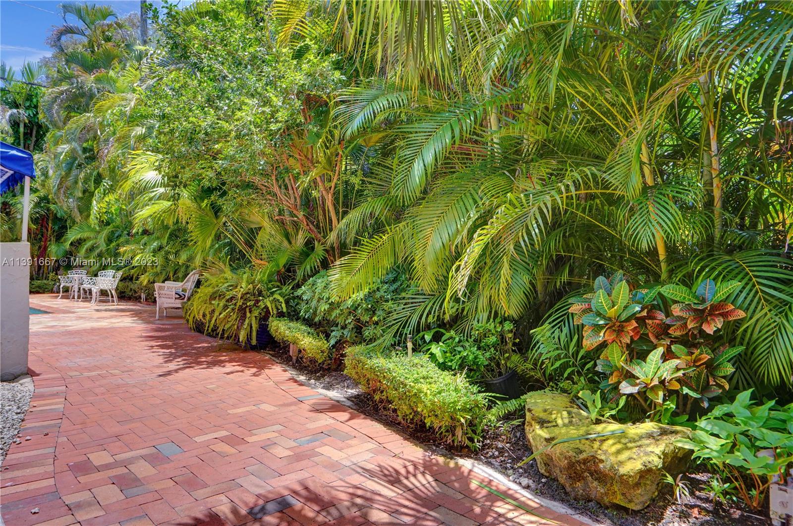 C GABLES RIVIERA SEC 12 - Residential