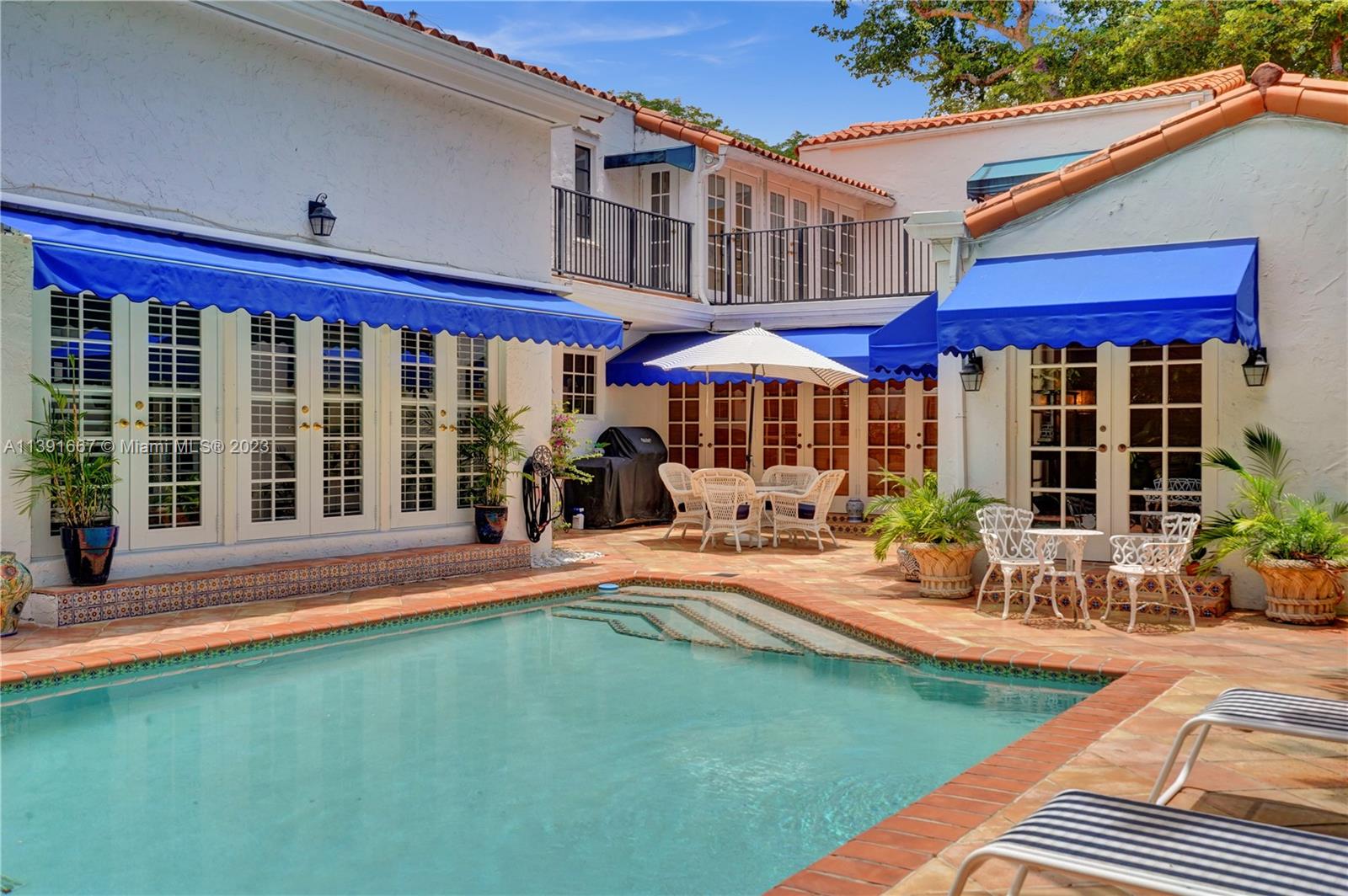 C GABLES RIVIERA SEC 12 - Residential