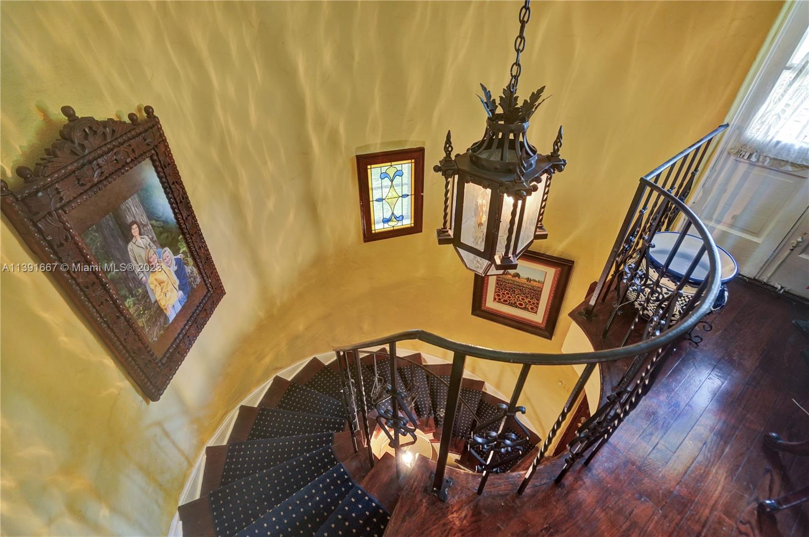 C GABLES RIVIERA SEC 12 - Residential