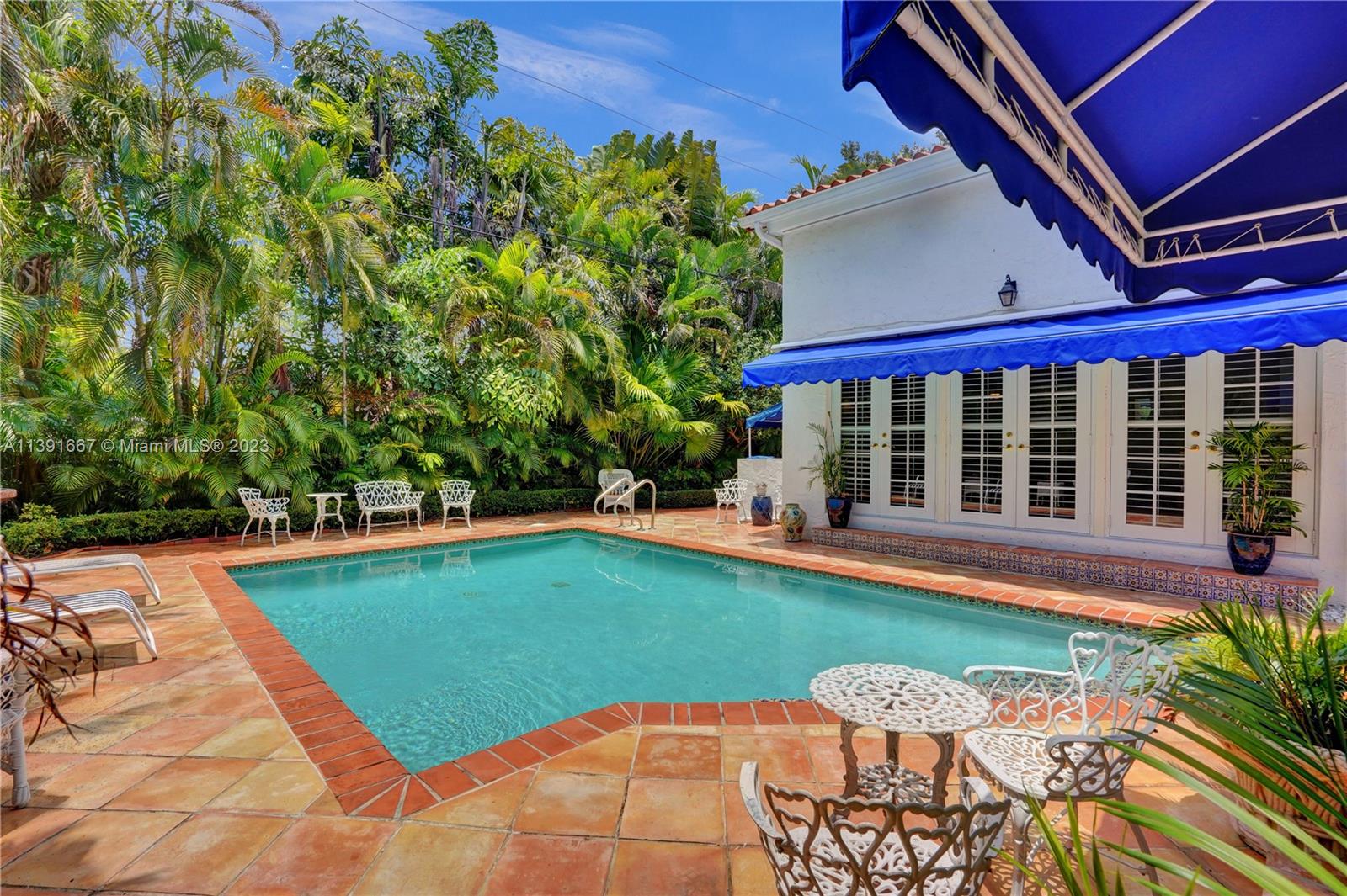 C GABLES RIVIERA SEC 12 - Residential