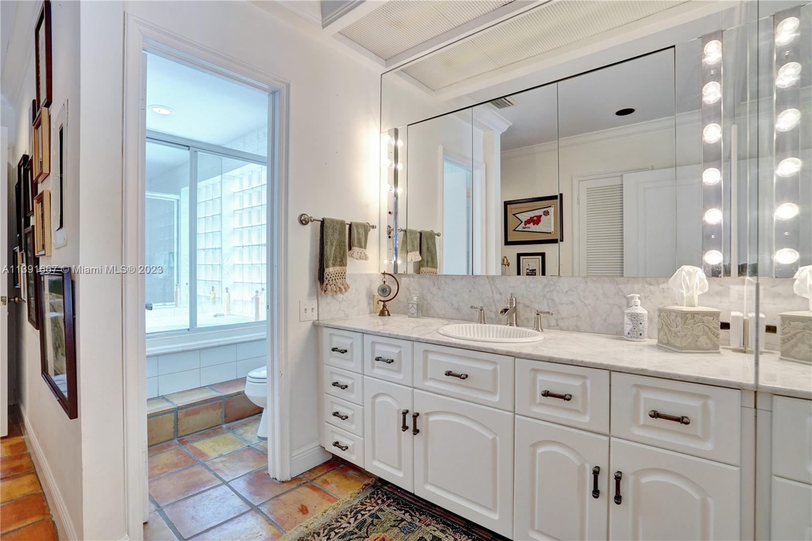 C GABLES RIVIERA SEC 12 - Residential