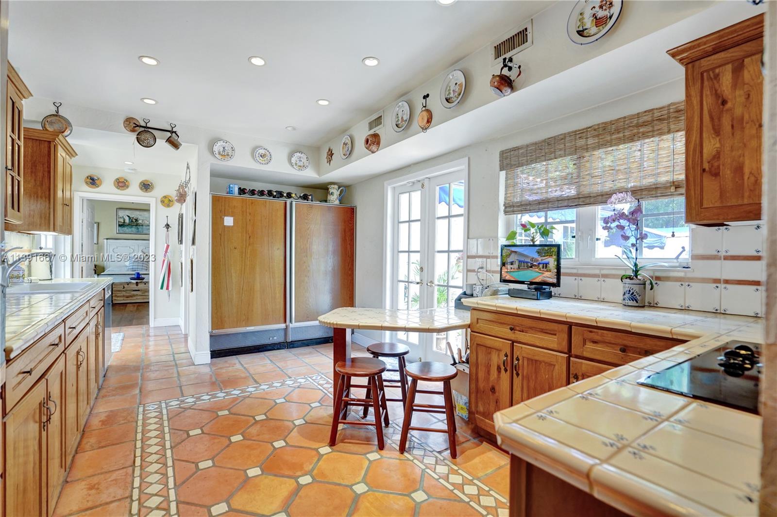 C GABLES RIVIERA SEC 12 - Residential