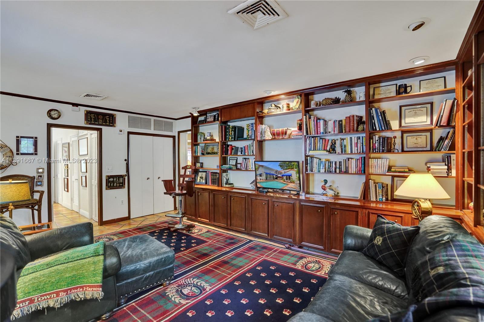 C GABLES RIVIERA SEC 12 - Residential