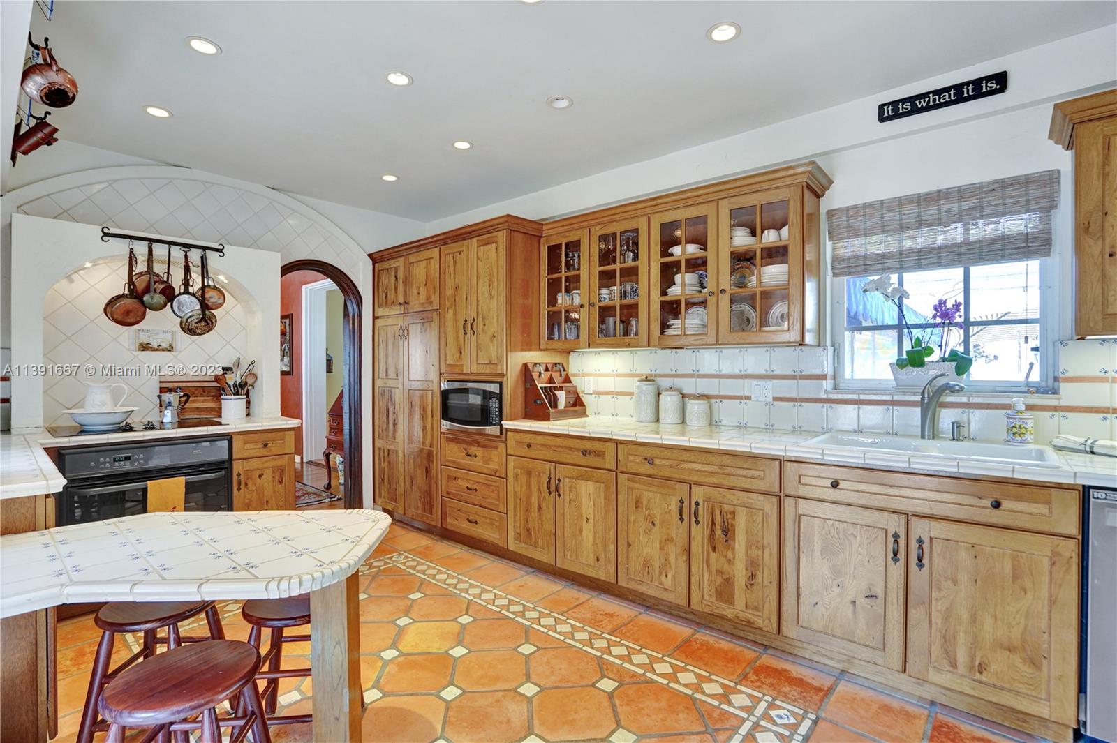 C GABLES RIVIERA SEC 12 - Residential