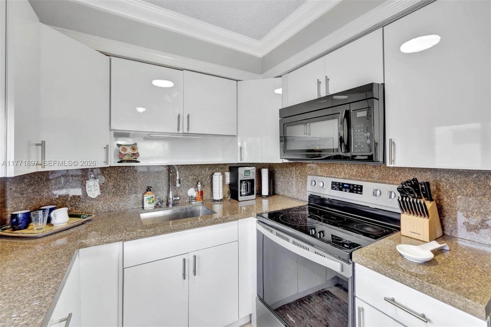 ROLEN LAKE GARDENS CO-OP - Residential