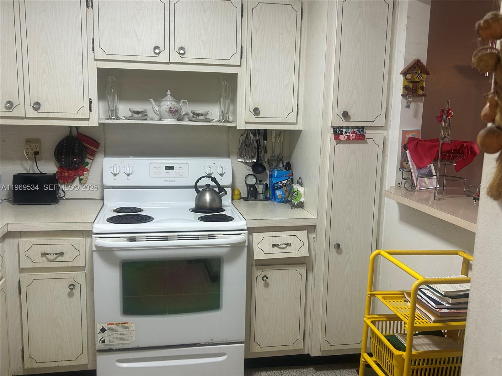 FOUNTAIN TOWERS CONDO - Residential