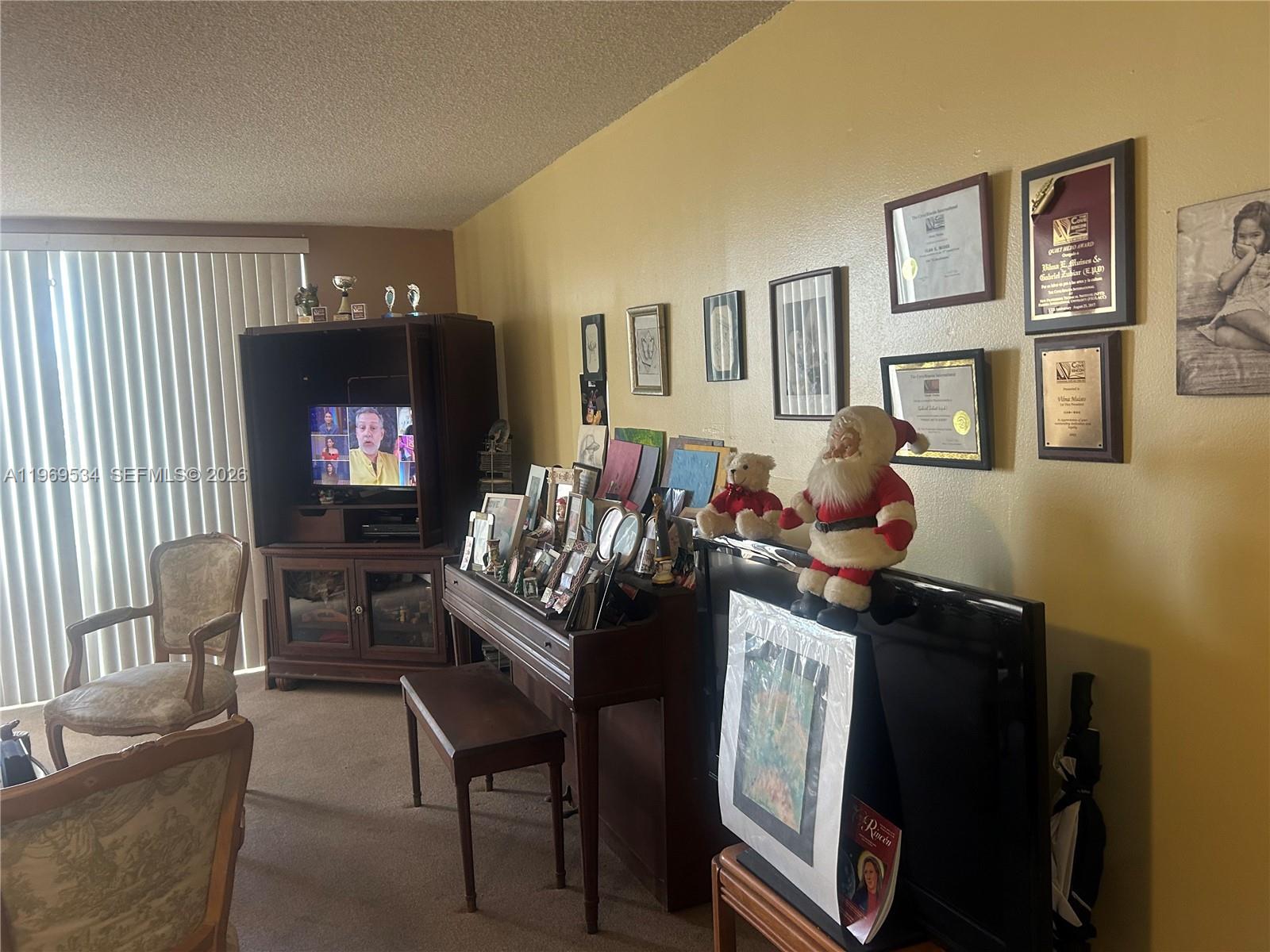 FOUNTAIN TOWERS CONDO - Residential