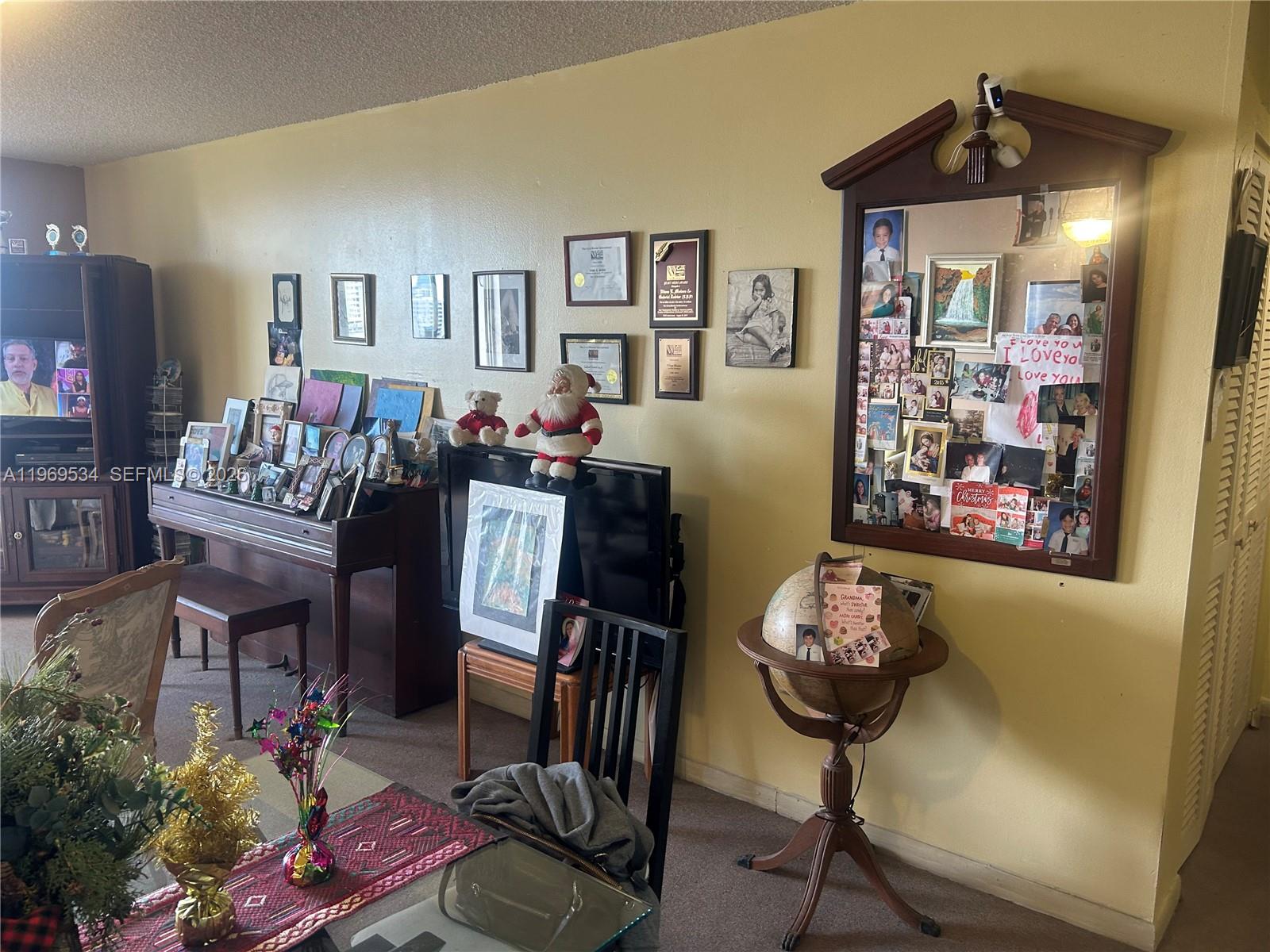 FOUNTAIN TOWERS CONDO - Residential