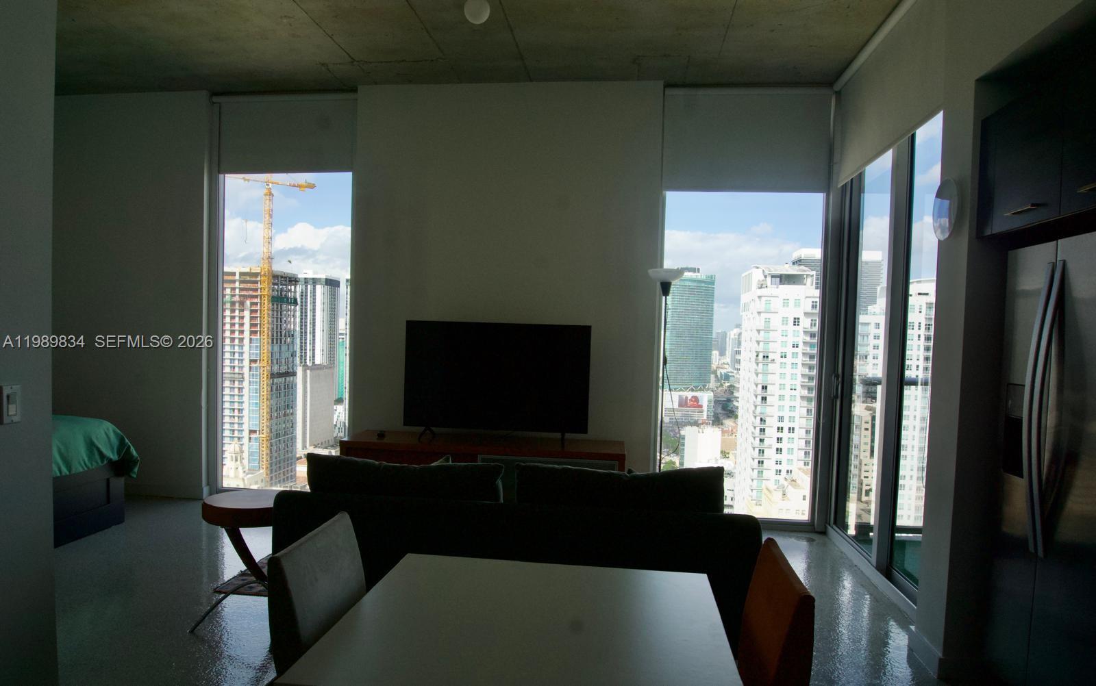 CENTRO CONDO - Residential Lease