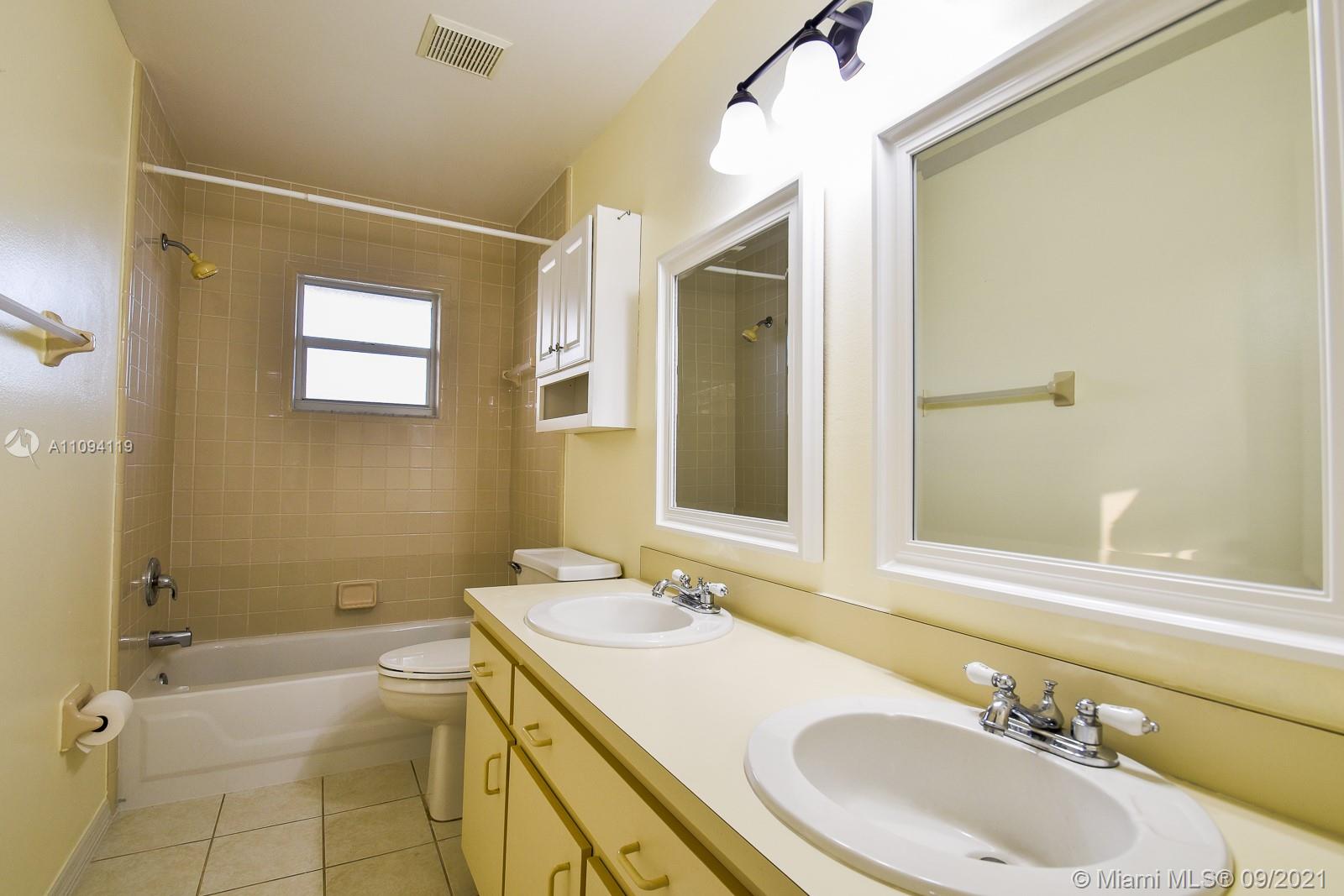 LAKE MARION VILLAS - Residential Lease