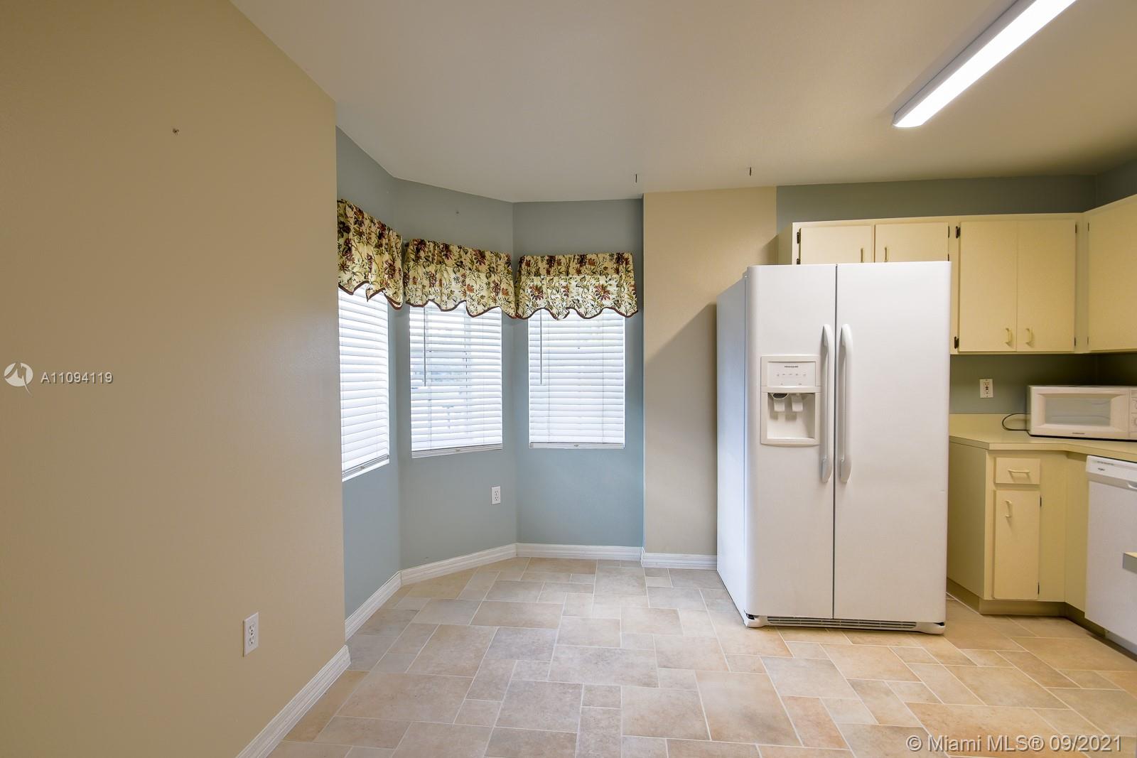 LAKE MARION VILLAS - Residential Lease