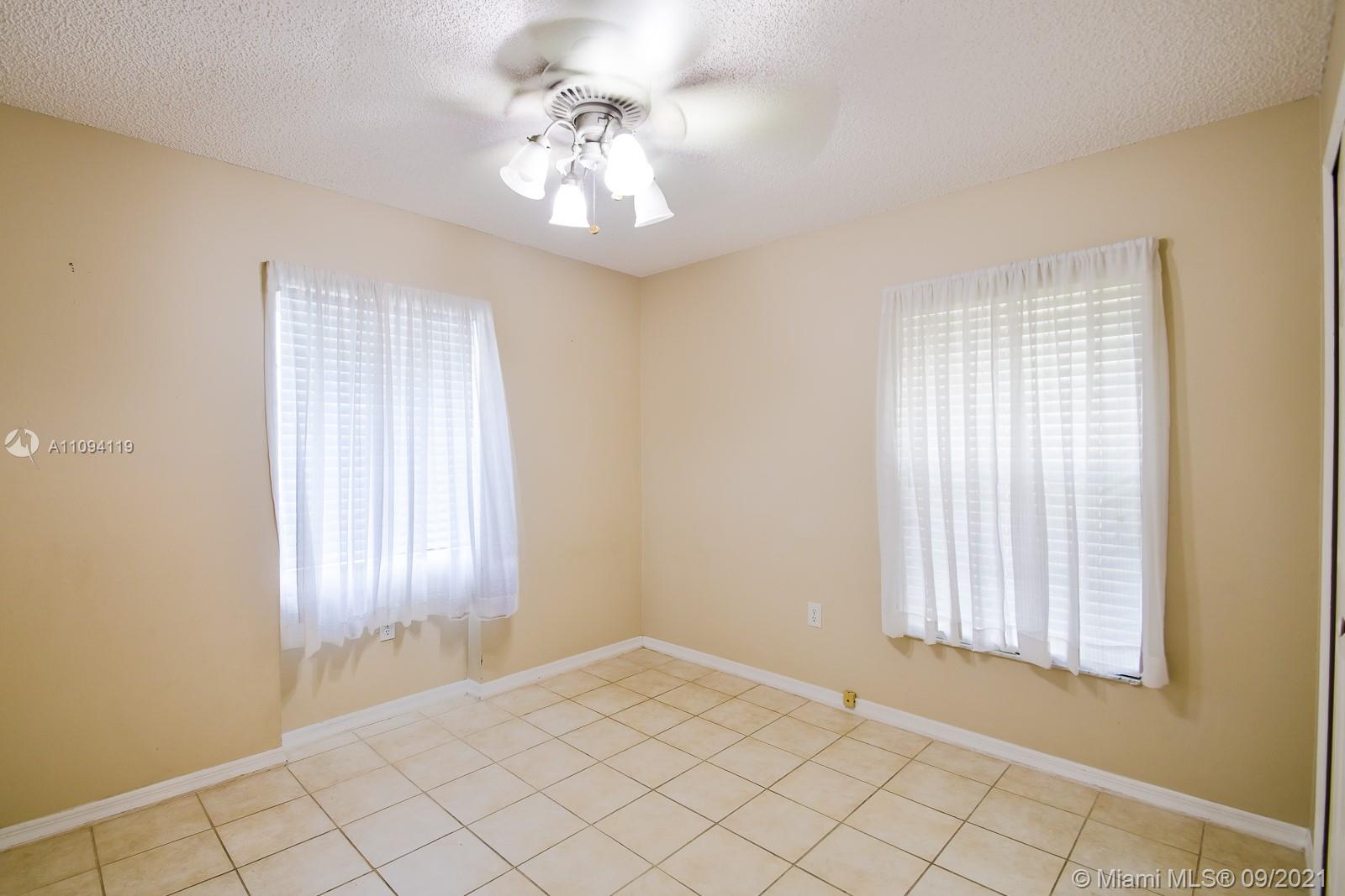 LAKE MARION VILLAS - Residential Lease