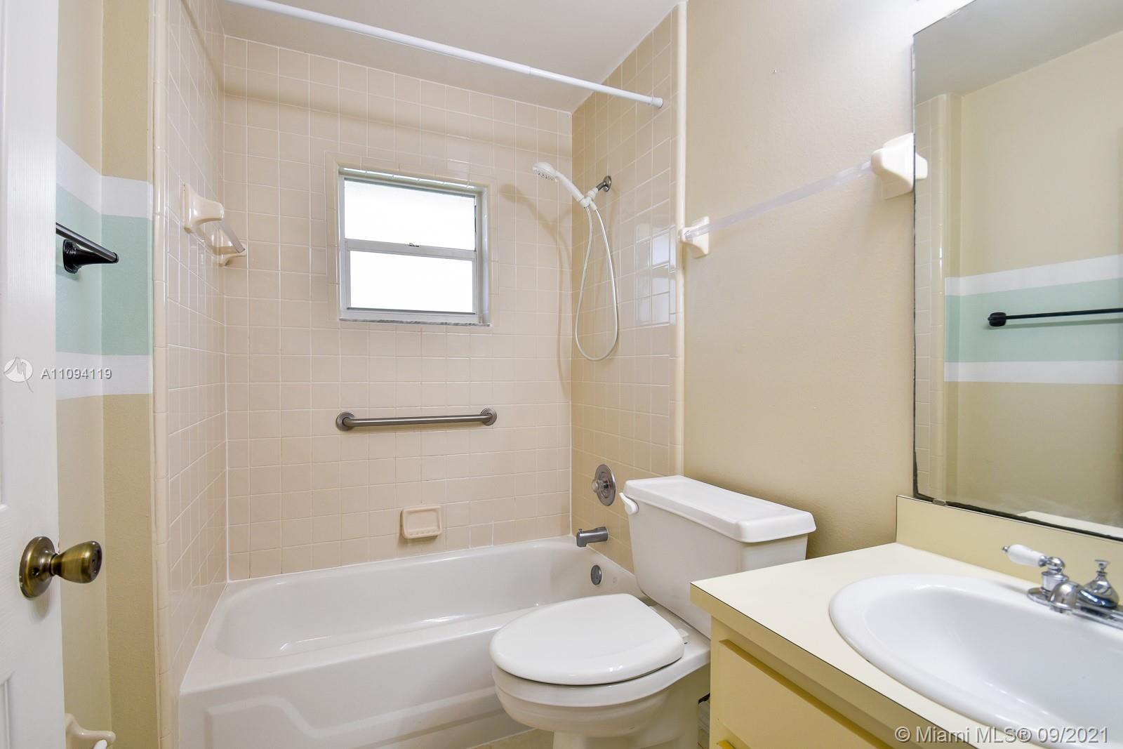 LAKE MARION VILLAS - Residential Lease