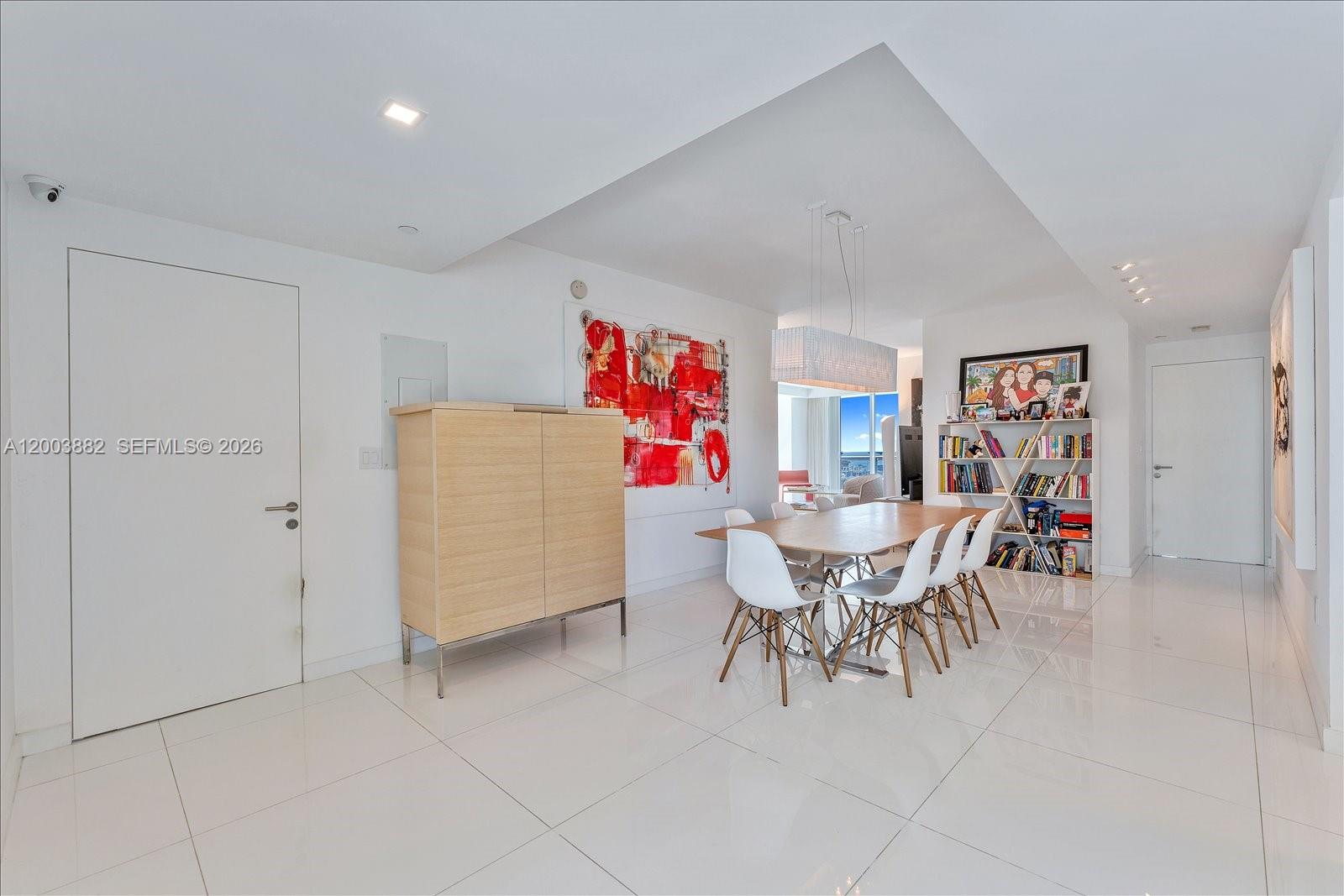 THE BENTLEY BAY CONDO - Residential